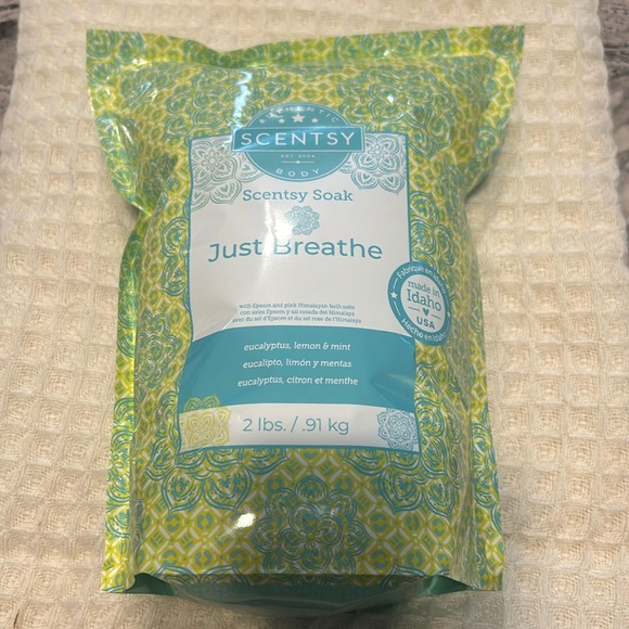 Scentsy Other - Just Breathe Scentsy Soak 2lbs